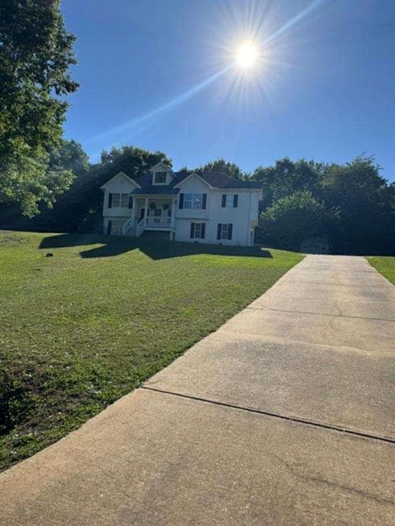 5 bedroom, 3 bathroom, 2,047 sq ft single family residence under contract at 157 Dogwood Glen Drive, Aragon, GA 30104 — photo 2