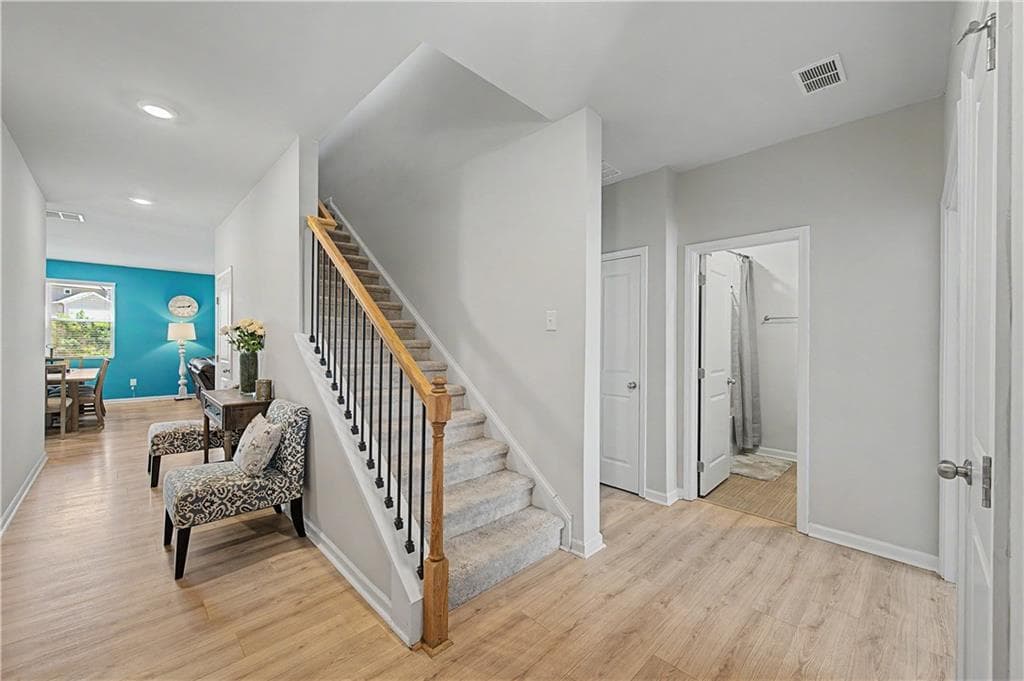 4 bedroom, 3 bathroom, 2,615 sq ft single family residence for sale at 215 Summit Pointe Drive, Dallas, GA 30132 — photo 10
