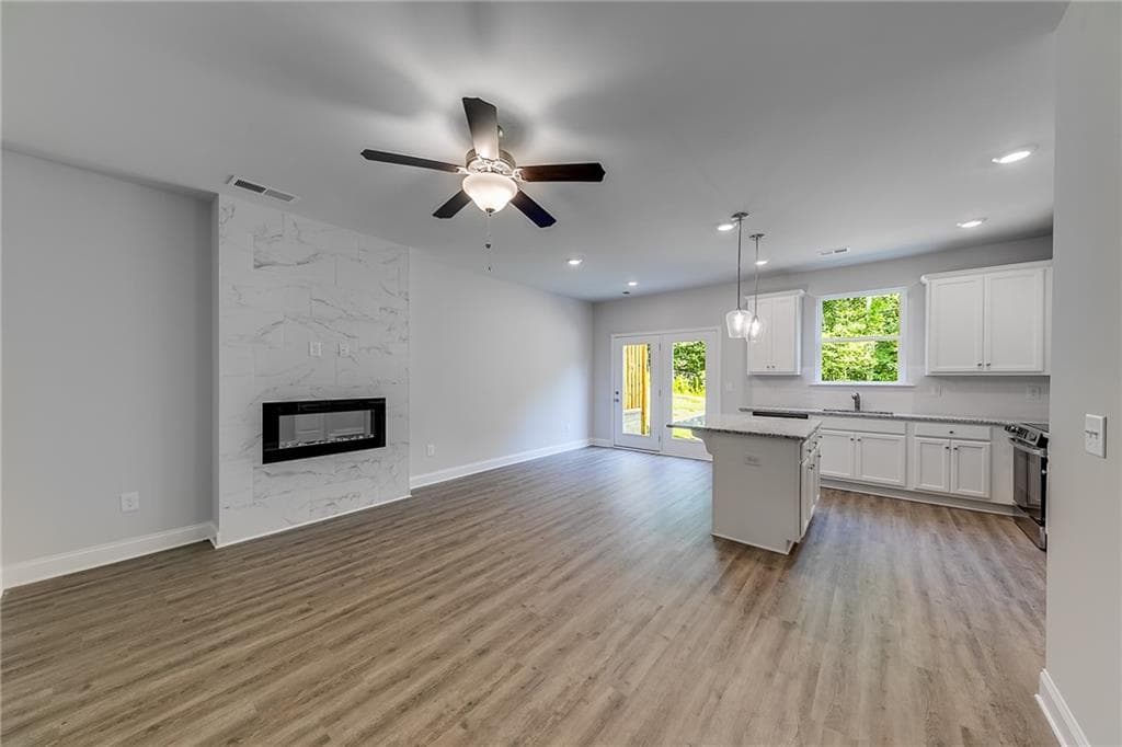 3 bedroom, 3 bathroom, 1,384 sq ft townhouse under contract at 119 Greenview Lot 1303 Court, Homer, GA 30547 — photo 6