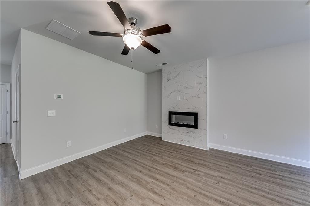 3 bedroom, 3 bathroom, 1,384 sq ft townhouse under contract at 119 Greenview Lot 1303 Court, Homer, GA 30547 — photo 7