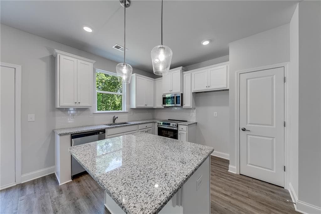 3 bedroom, 3 bathroom, 1,384 sq ft townhouse under contract at 119 Greenview Lot 1303 Court, Homer, GA 30547 — photo 10
