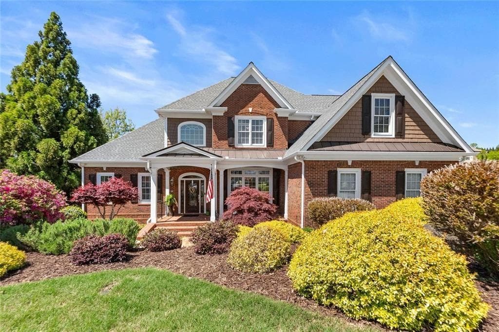 4 bedroom, 5 bathroom, 5,246 sq ft single family residence for sale at 3738 Wavespray Court, Gainesville, GA 30506 — photo 5