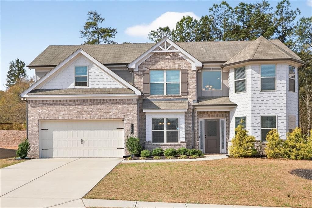 5 bedroom, 3 bathroom, 2,835 sq ft single family residence sold at 2587 Bear Paw Drive, Lawrenceville, GA 30043