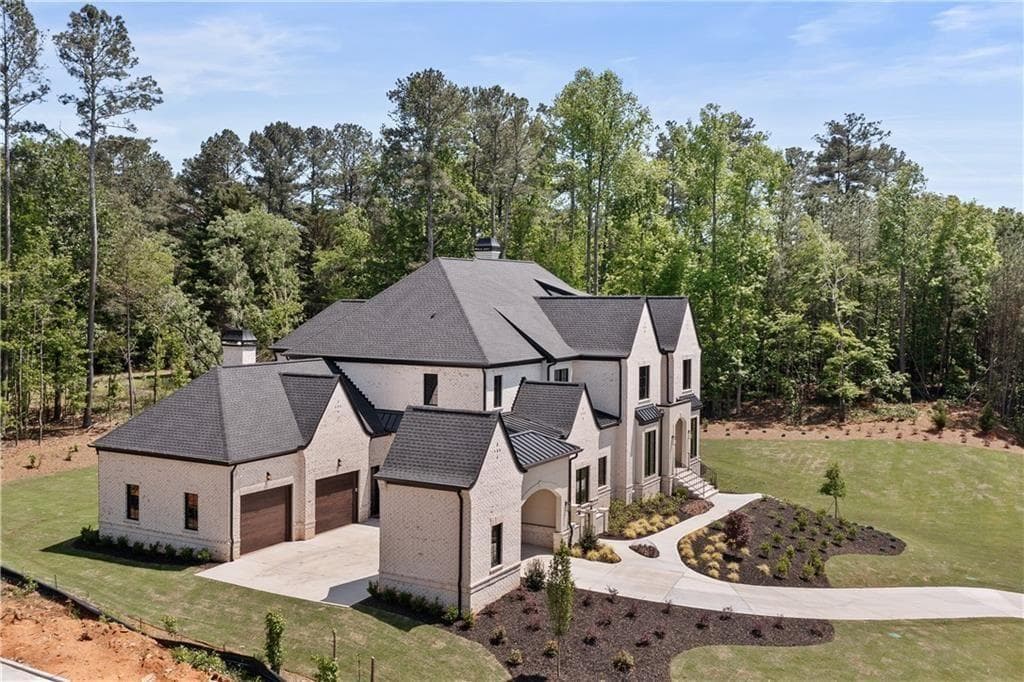 5 bedroom, 6 bathroom, 11,947 sq ft single family residence under contract at 292 Traditions Drive, Alpharetta, GA 30004 — photo 7