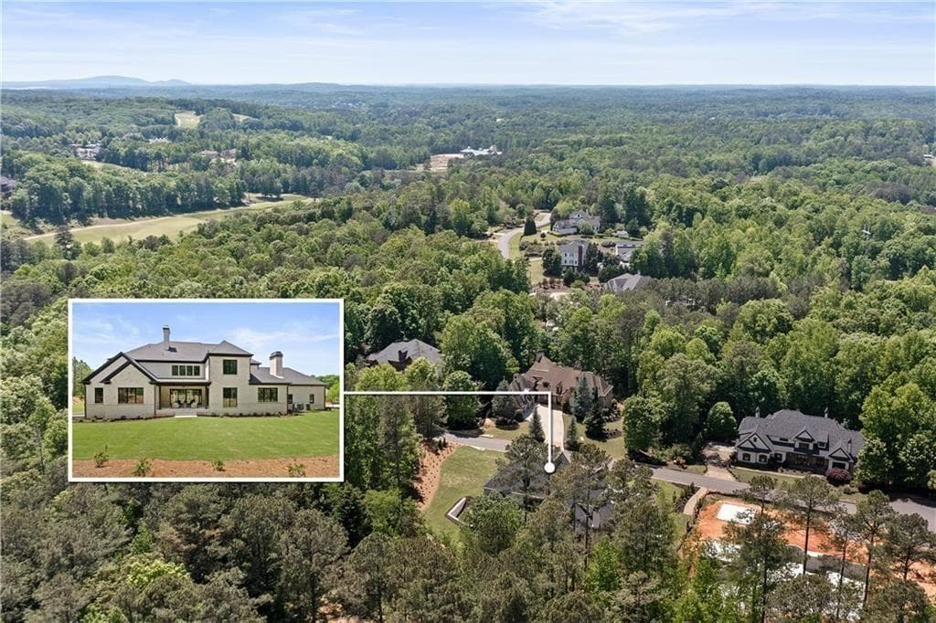 5 bedroom, 6 bathroom, 11,947 sq ft single family residence under contract at 292 Traditions Drive, Alpharetta, GA 30004 — photo 9