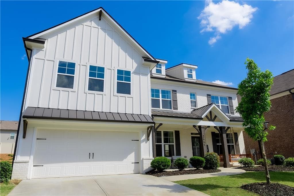 5 bedroom, 4 bathroom, 3,725 sq ft single family residence for sale at 3666 Andover Way, Buford, GA 30519 — photo 3