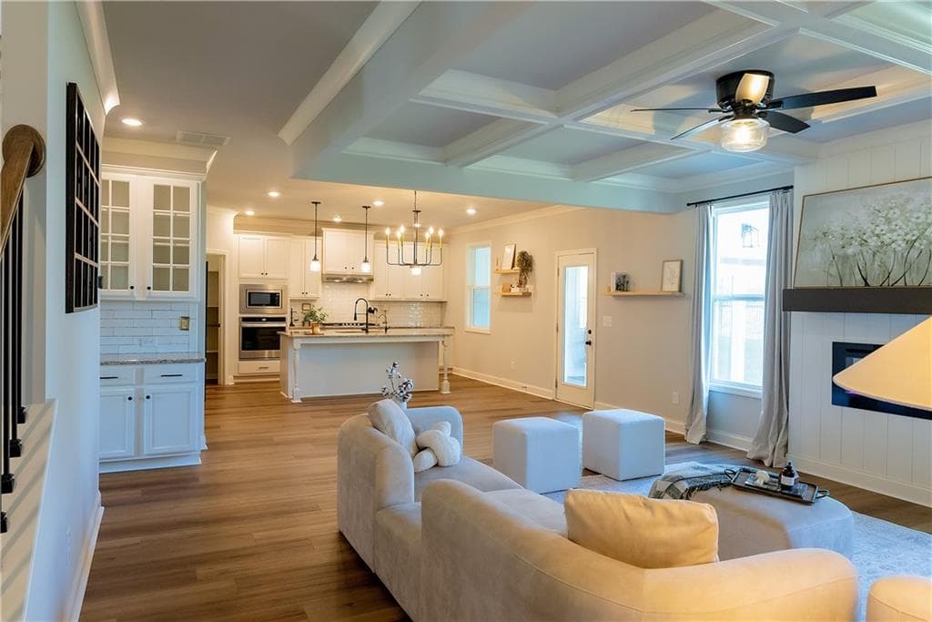 5 bedroom, 4 bathroom, 3,725 sq ft single family residence for sale at 3666 Andover Way, Buford, GA 30519 — photo 8