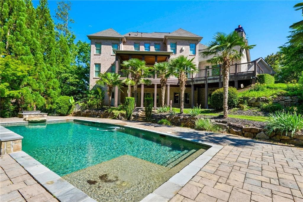 6 bedroom, 9 bathroom, 8,035 sq ft single family residence for sale at 1330 Cashiers Way, Roswell, GA 30075 — photo 2