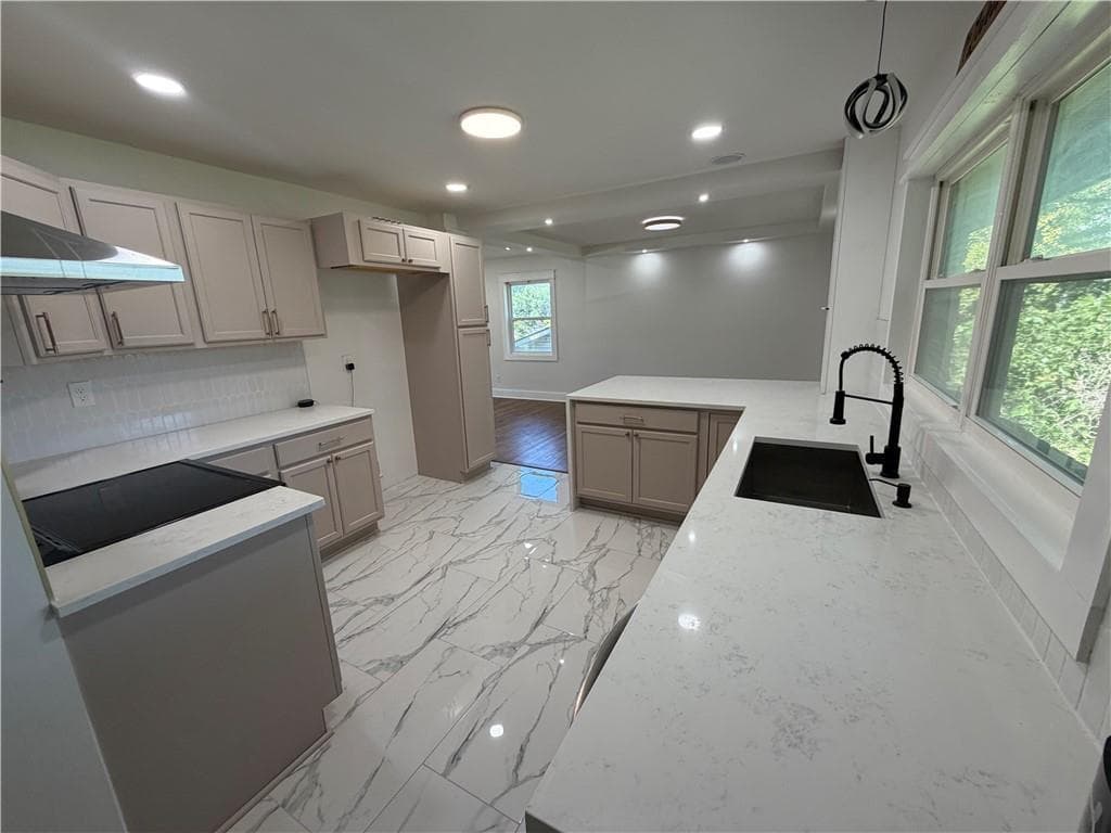 5 bedroom, 4 bathroom, 1,836 sq ft single family residence for sale at 3763 Elkridge Drive, Decatur, GA 30032 — photo 4