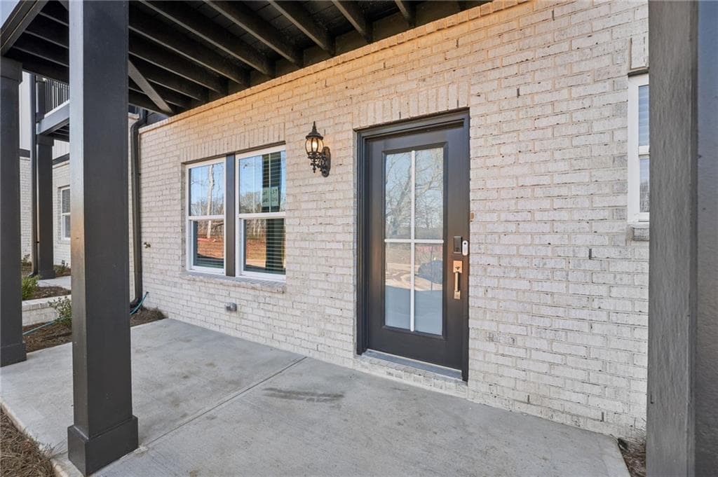 4 bedroom, 5 bathroom, 2,247 sq ft townhouse under contract at 6460 Pinin Place, Cumming, GA 30041 — photo 6