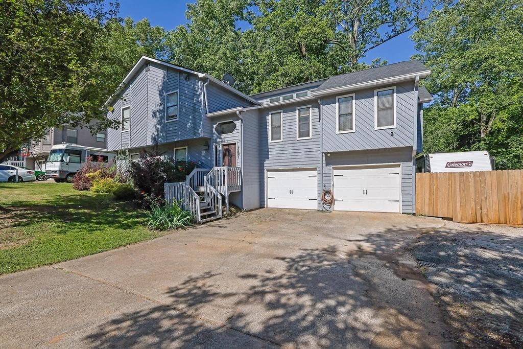 2301 Lessie Maude Drive, Marietta, GA 30066 — most recent listing photo