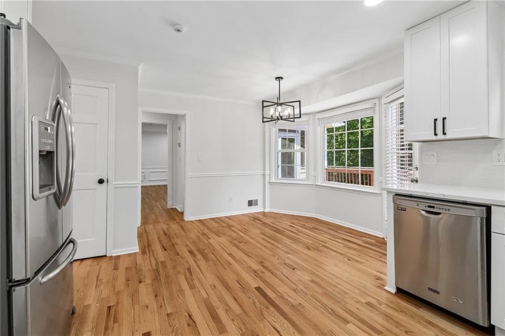 5 bedroom, 4 bathroom, 3,654 sq ft single family residence under contract at 2270 Rushmore Drive, Marietta, GA 30062 — photo 10