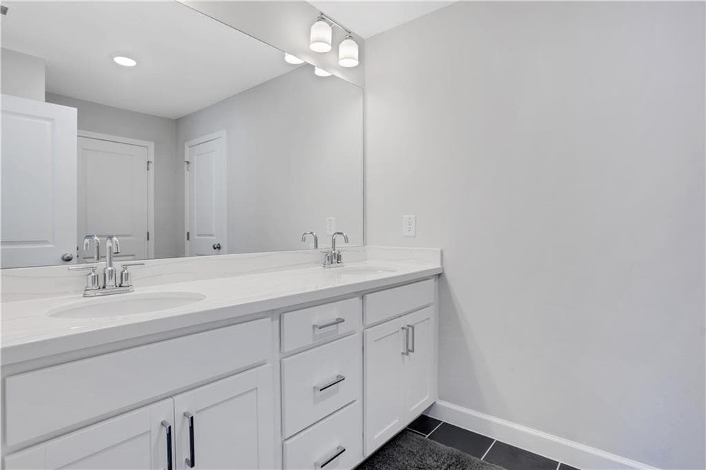 3 bedroom, 4 bathroom, 2,125 sq ft townhouse for sale at 1768 Evenstad Way, Smyrna, GA 30080 — photo 5