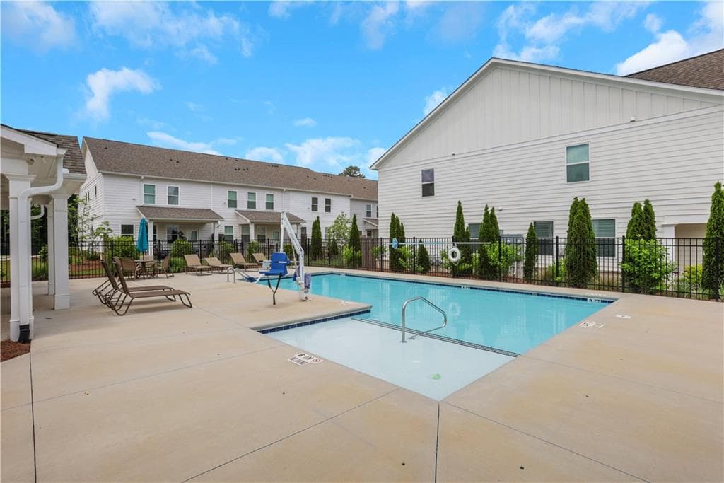 3 bedroom, 4 bathroom, 2,125 sq ft townhouse for sale at 1768 Evenstad Way, Smyrna, GA 30080 — photo 10