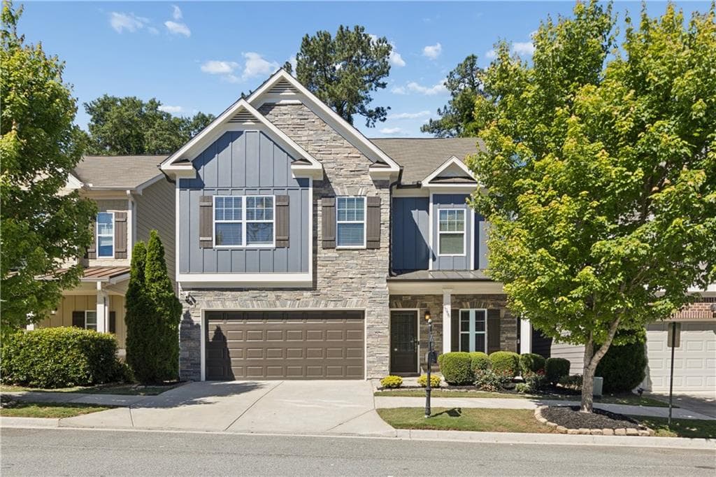 4 bedroom, 3 bathroom, 2,532 sq ft single family residence sold at 1056 Johnson Grove, Atlanta, GA 30318