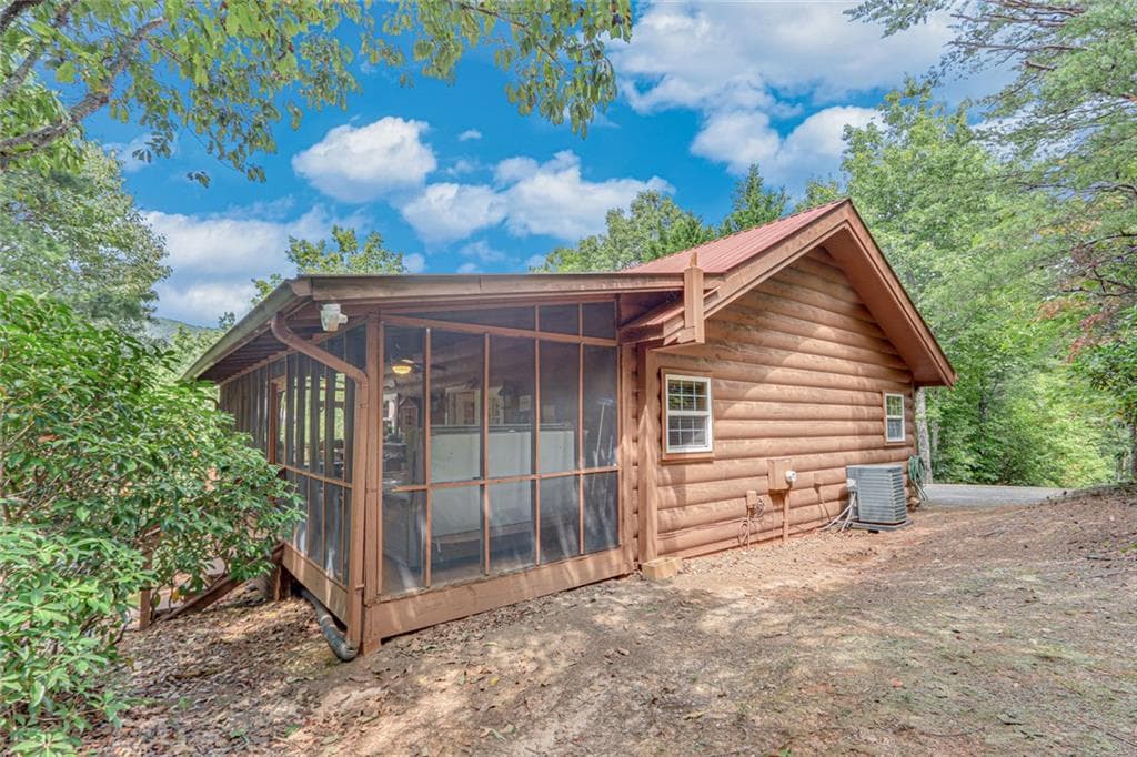 2 bedroom, 2 bathroom, 1,065 sq ft single family residence for sale at 482 Monroe Ridge Road, Sautee Nacoochee, GA 30571 — photo 3