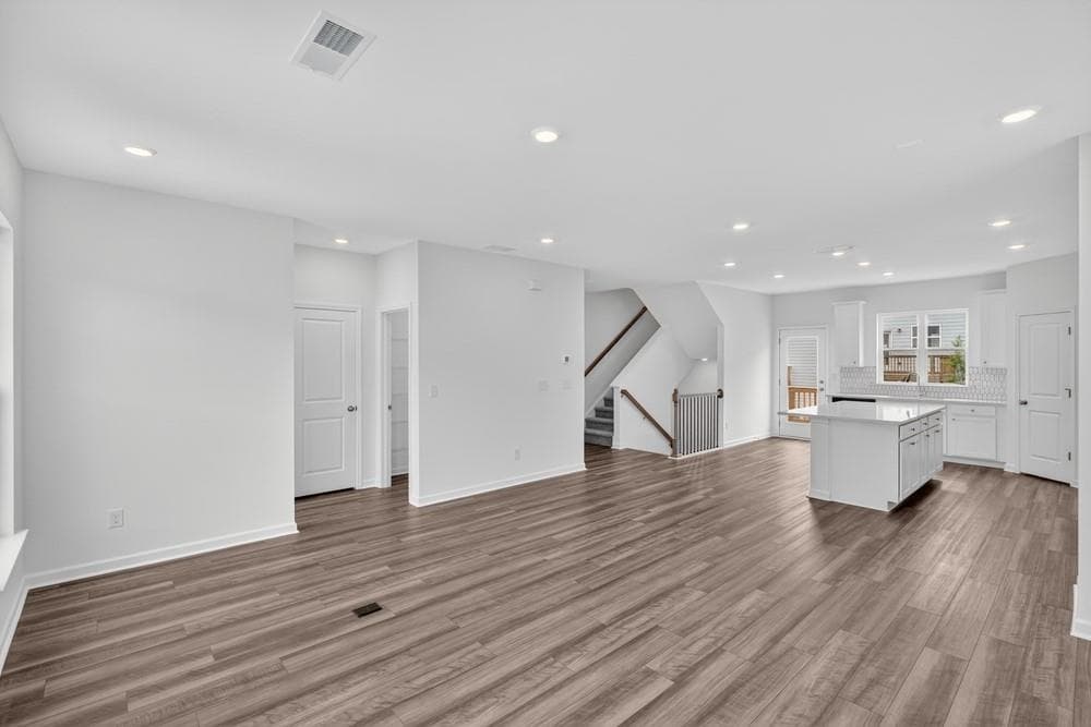 3 bedroom, 4 bathroom, 1,967 sq ft townhouse under contract at 5829 Schelton Place, Mableton, GA 30126 — photo 6
