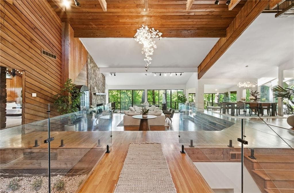 6 bedroom, 5 bathroom, 7,879 sq ft single family residence under contract at 535 Cutwater Trail, Atlanta, GA 30328