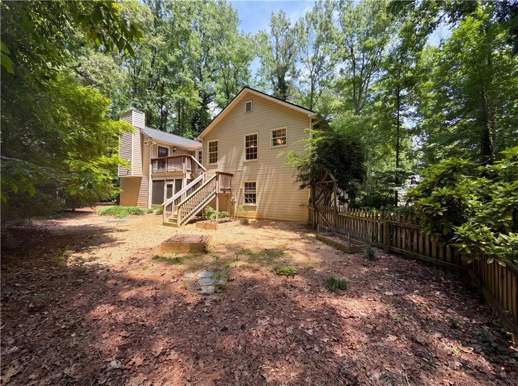 4 bedroom, 3 bathroom, 3,676 sq ft single family residence under contract at 2623 Wellington Drive, Marietta, GA 30062 — photo 5