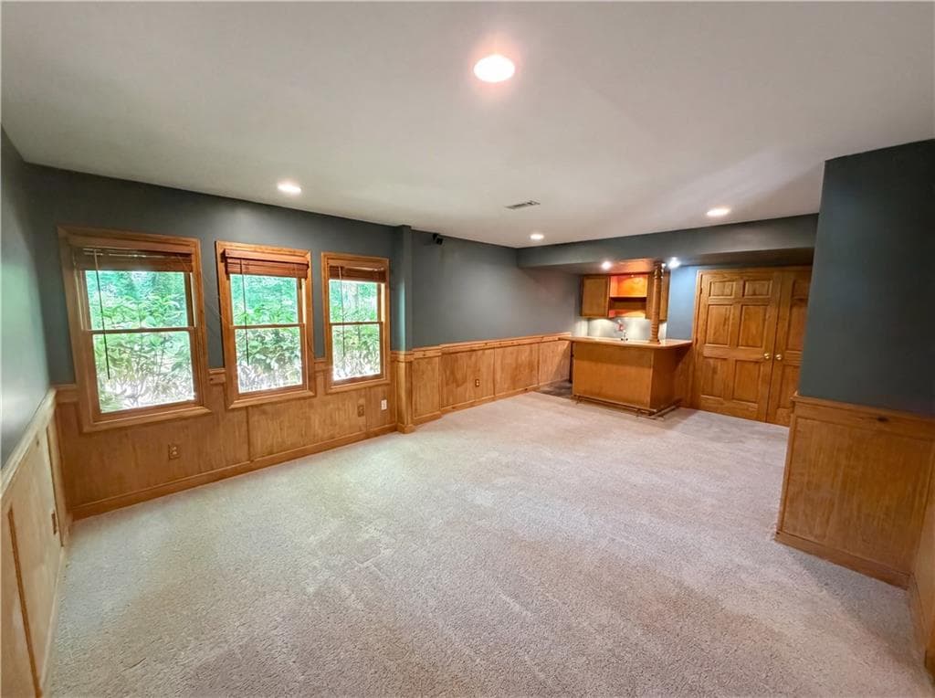 4 bedroom, 3 bathroom, 3,676 sq ft single family residence under contract at 2623 Wellington Drive, Marietta, GA 30062 — photo 9