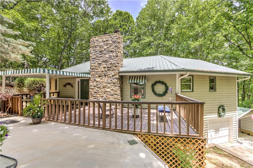 3 bedroom, 3 bathroom, 2,225 sq ft single family residence for sale at 24 Sal Mountain Way, Sautee Nacoochee, GA 30571 — photo 2