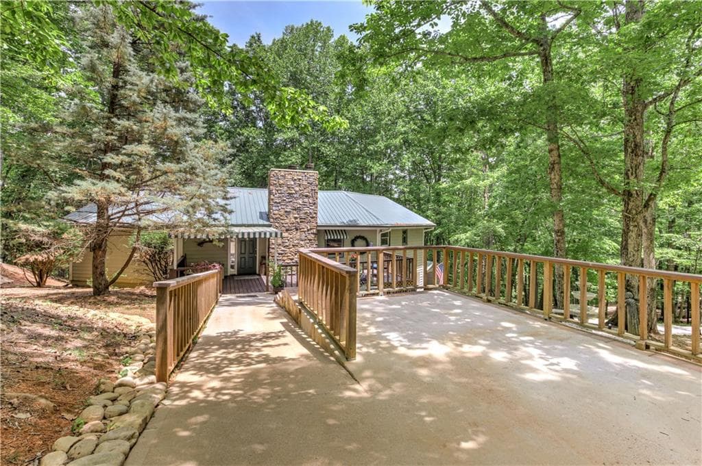 3 bedroom, 3 bathroom, 2,225 sq ft single family residence for sale at 24 Sal Mountain Way, Sautee Nacoochee, GA 30571 — photo 4