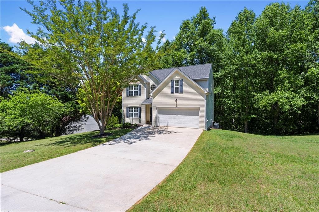 4860 Meadow Overlook Drive, Cumming, GA 30040 — most recent listing photo