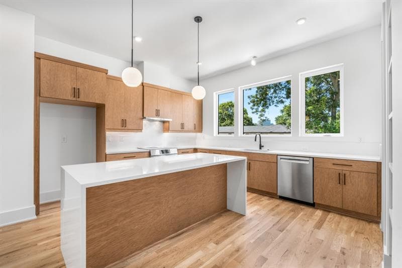 3 bedroom, 4 bathroom, 1,988 sq ft townhouse for sale at 404 Linden Avenue 17, Atlanta, GA 30308 — photo 5