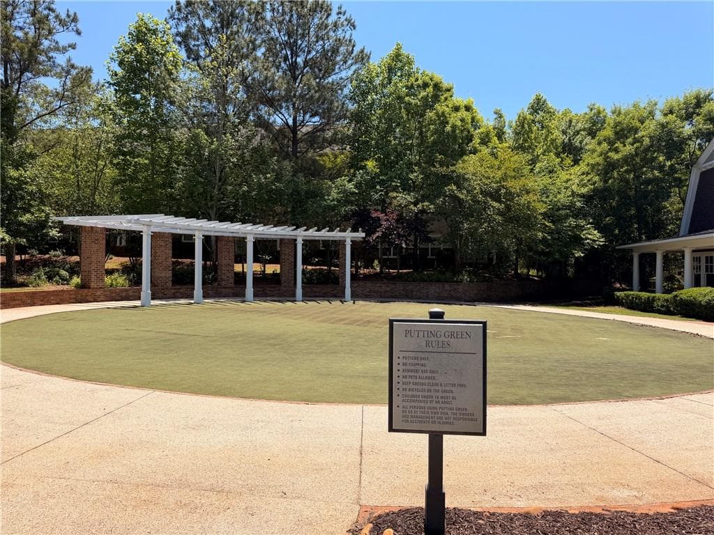 2 bedroom, 3 bathroom, 1,168 sq ft condominium under contract at 1035 Barnett Shoals Road 623, Athens, GA 30605 — photo 7