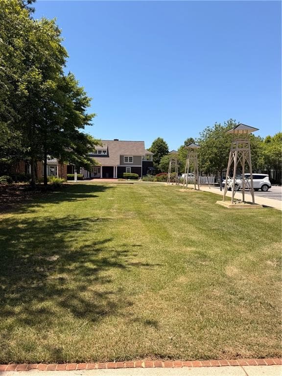 2 bedroom, 3 bathroom, 1,168 sq ft condominium under contract at 1035 Barnett Shoals Road 623, Athens, GA 30605 — photo 9