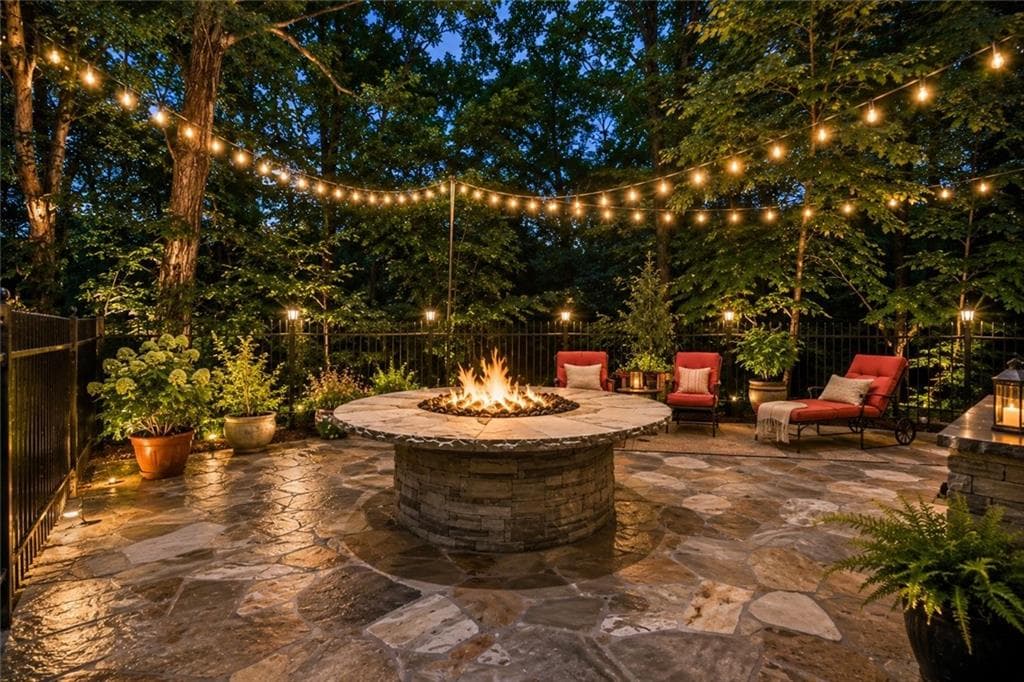 5 bedroom, 6 bathroom, 7,384 sq ft single family residence for sale at 9035 River Run, Atlanta, GA 30350 — photo 2