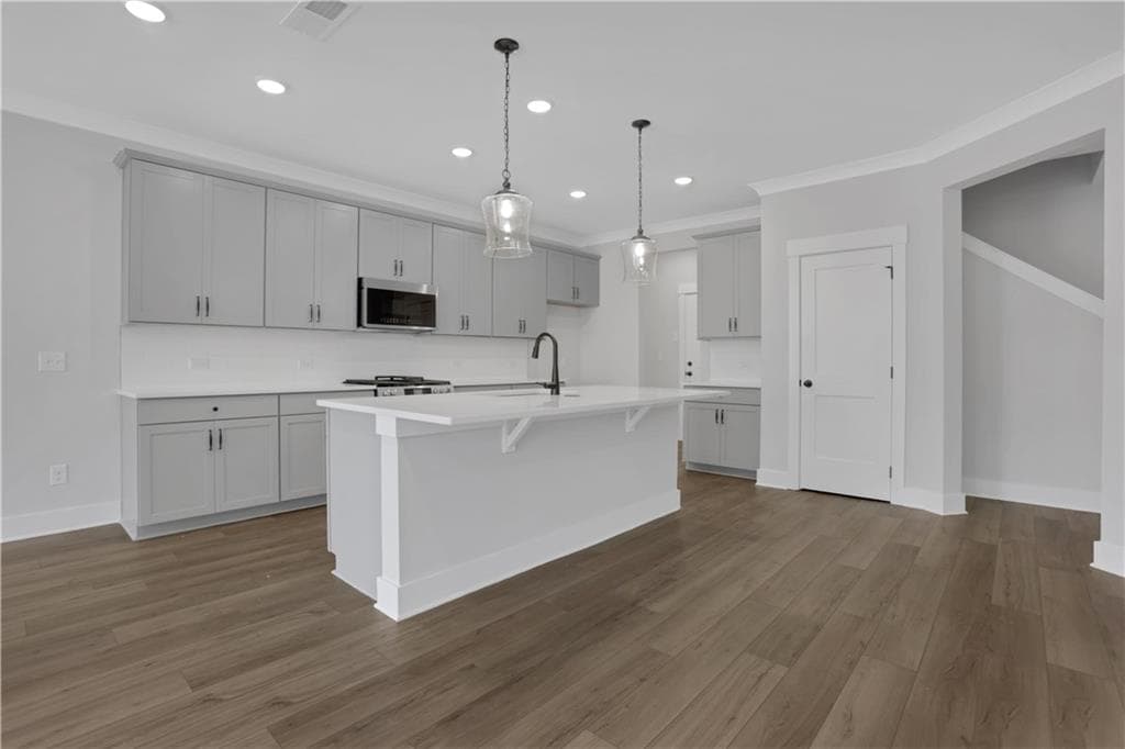 3 bedroom, 3 bathroom, 2,062 sq ft townhouse under contract at 3 Trace Bluff, Dawsonville, GA 30534 — photo 7