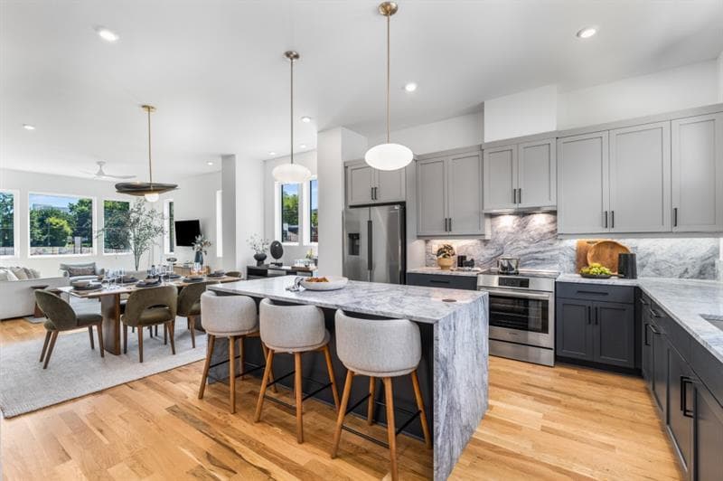3 bedroom, 4 bathroom, 1,988 sq ft townhouse for sale at 404 Linden Avenue 20, Atlanta, GA 30308