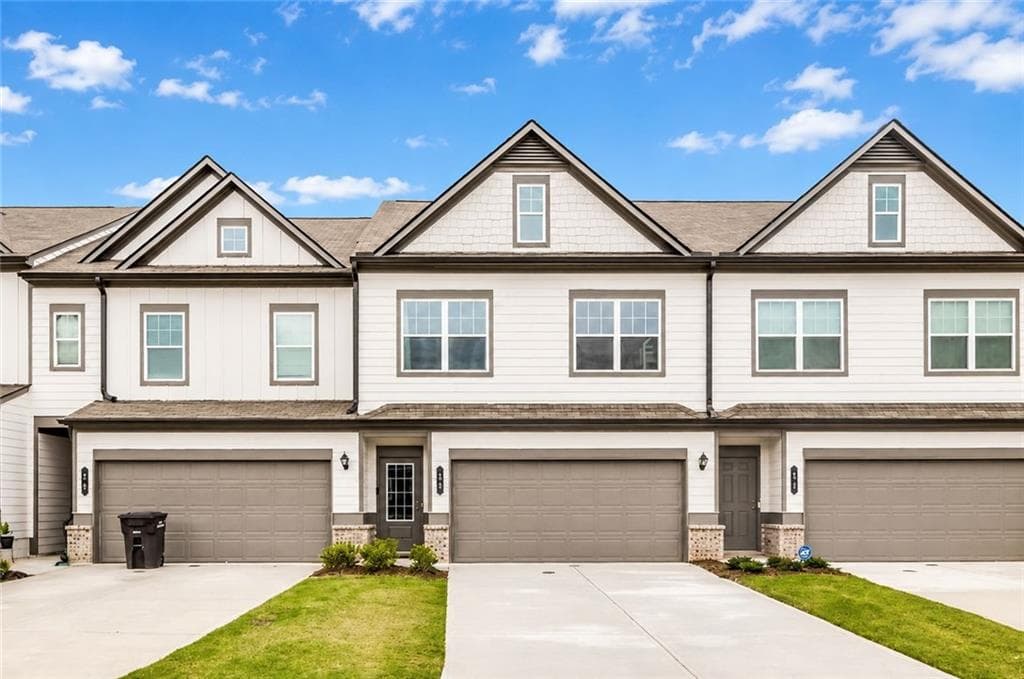 3 bedroom, 3 bathroom, 1,968 sq ft townhouse for sale at 23 Felton Walk, Cartersville, GA 30120 — photo 1 of 26