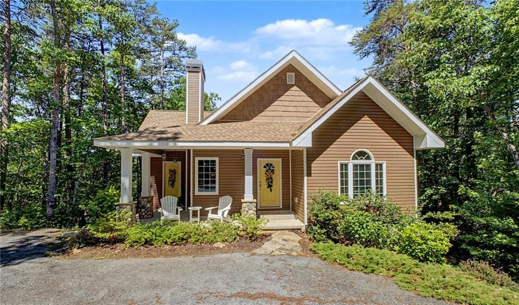3 bedroom, 3 bathroom, 2,228 sq ft single family residence under contract at 498 Amicalola Woods Road, Dawsonville, GA 30534