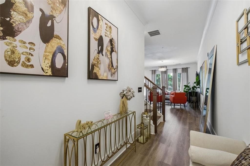 3 bedroom, 4 bathroom, 2,313 sq ft townhouse for sale at 2543 Oakbourne Lane, Smyrna, GA 30080 — photo 4