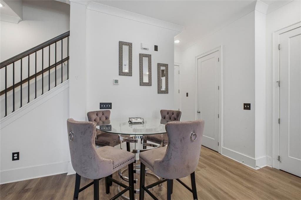 3 bedroom, 4 bathroom, 2,313 sq ft townhouse for sale at 2543 Oakbourne Lane, Smyrna, GA 30080 — photo 10