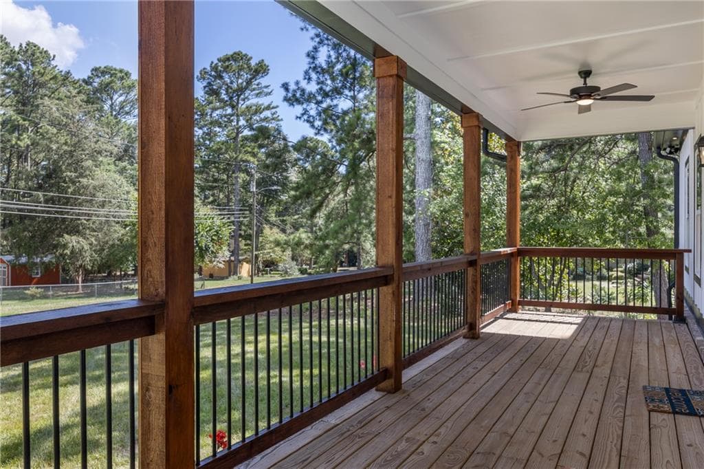 4 bedroom, 3 bathroom, 2,352 sq ft single family residence for sale at 98 W Reese Street, Monroe, GA 30655 — photo 5