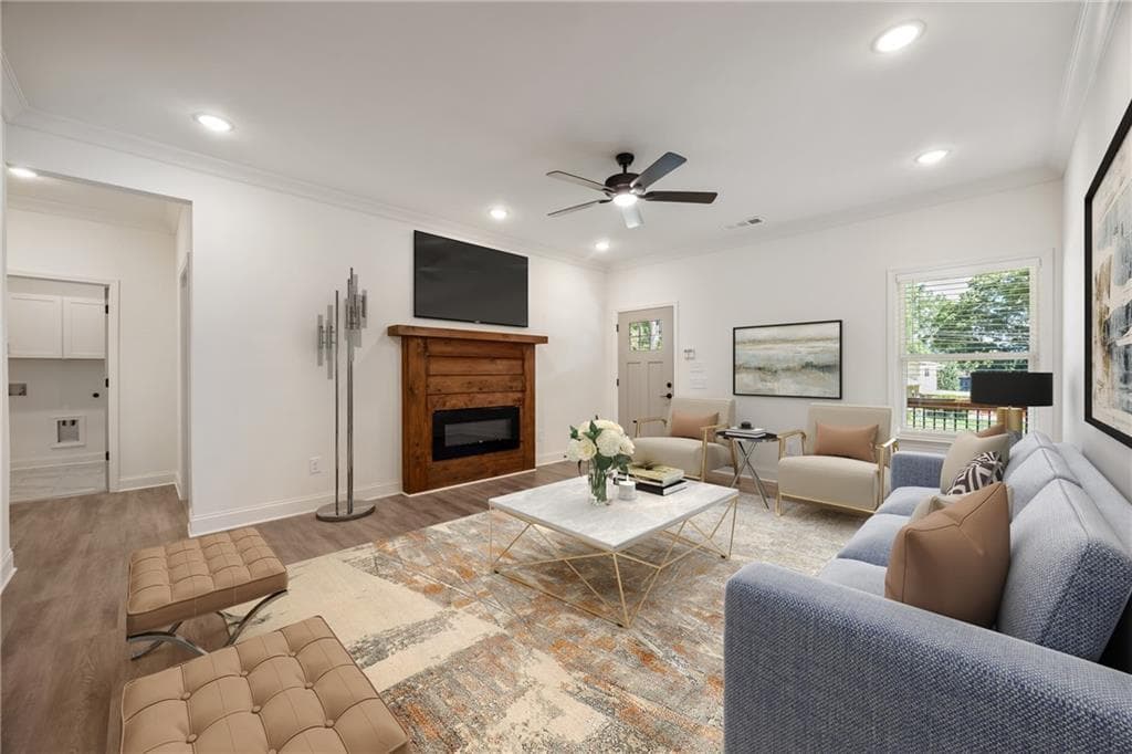 4 bedroom, 3 bathroom, 2,352 sq ft single family residence for sale at 98 W Reese Street, Monroe, GA 30655 — photo 9