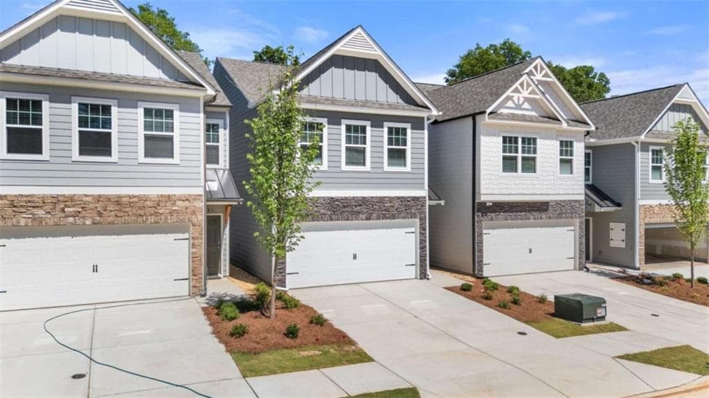 512 Hayes Lane, Canton, GA 30115 — most recent listing photo