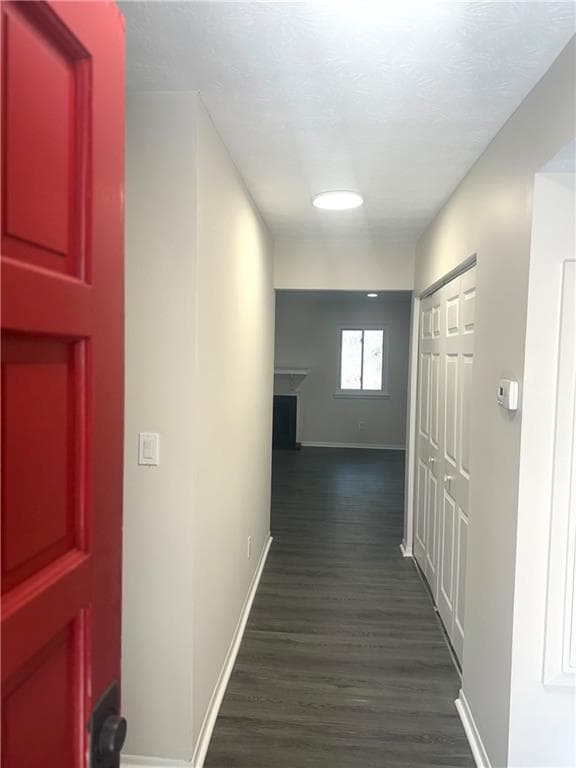 2 bedroom, 2 bathroom, 1,209 sq ft condominium for sale at 2897 Torreya Way, Marietta, GA 30067 — photo 3