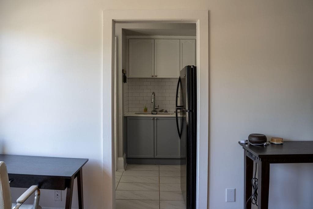 1 bedroom, 1 bathroom, 790 sq ft condominium for sale at 690 Piedmont Avenue 17, Atlanta, GA 30308 — photo 5
