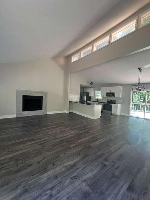 5 bedroom, 2 bathroom, 2,147 sq ft single family residence for sale at 6061 Ridge Way, Douglasville, GA 30135 — photo 3