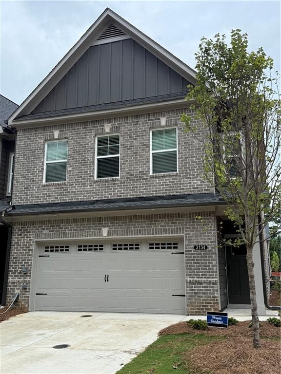 3 bedroom, 3 bathroom, 2,219 sq ft townhouse for rent at 3134 Marbella Circle, Kennesaw, GA 30152 for $3,200 a month