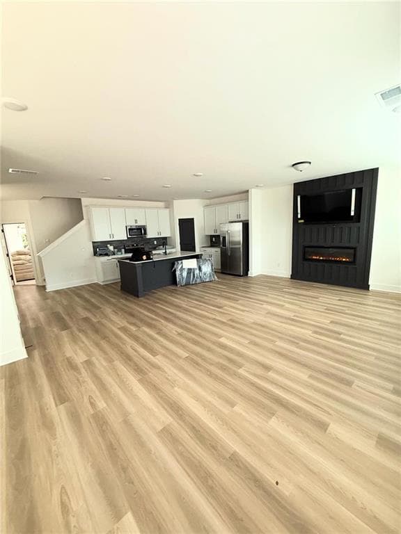 3 bedroom, 3 bathroom, 2,219 sq ft townhouse for rent at 3134 Marbella Circle, Kennesaw, GA 30152 for $3,200 a month — photo 2