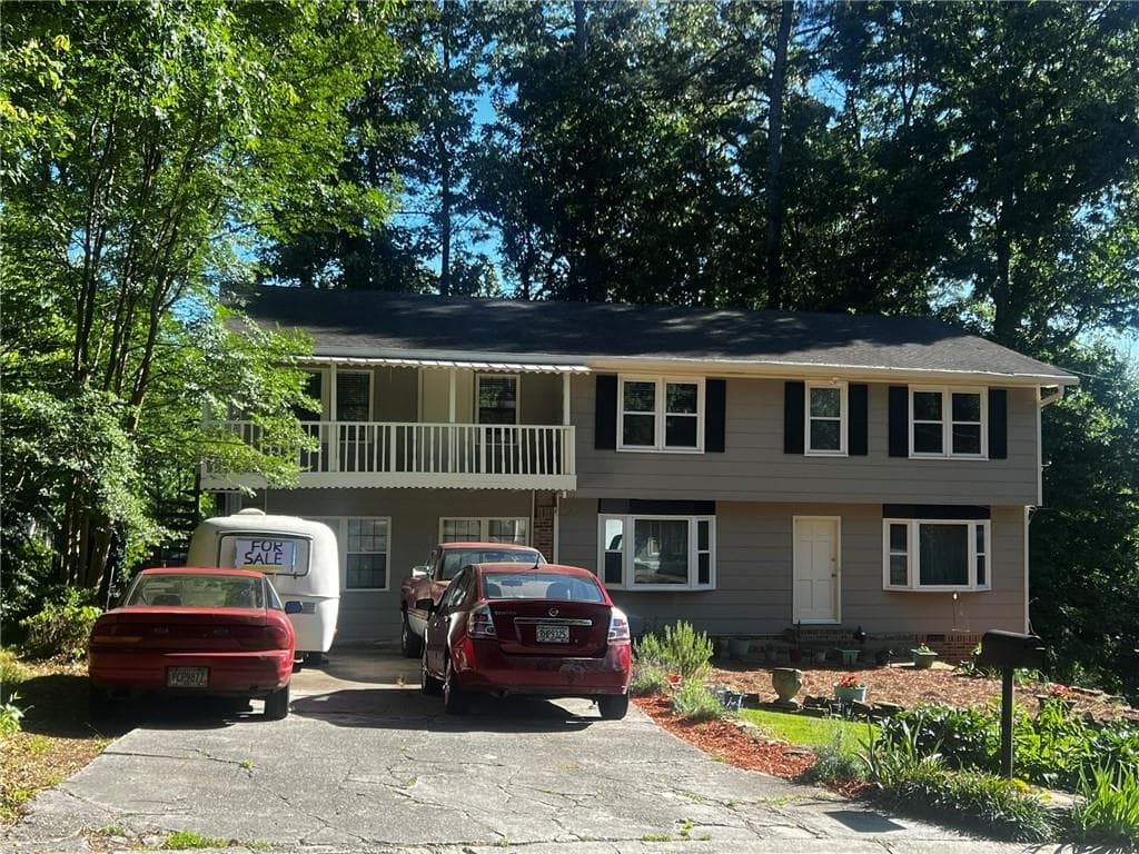 5 bedroom, 5 bathroom, 3,600 sq ft single family residence sold at 1557 Village Drive, Norcross, GA 30093