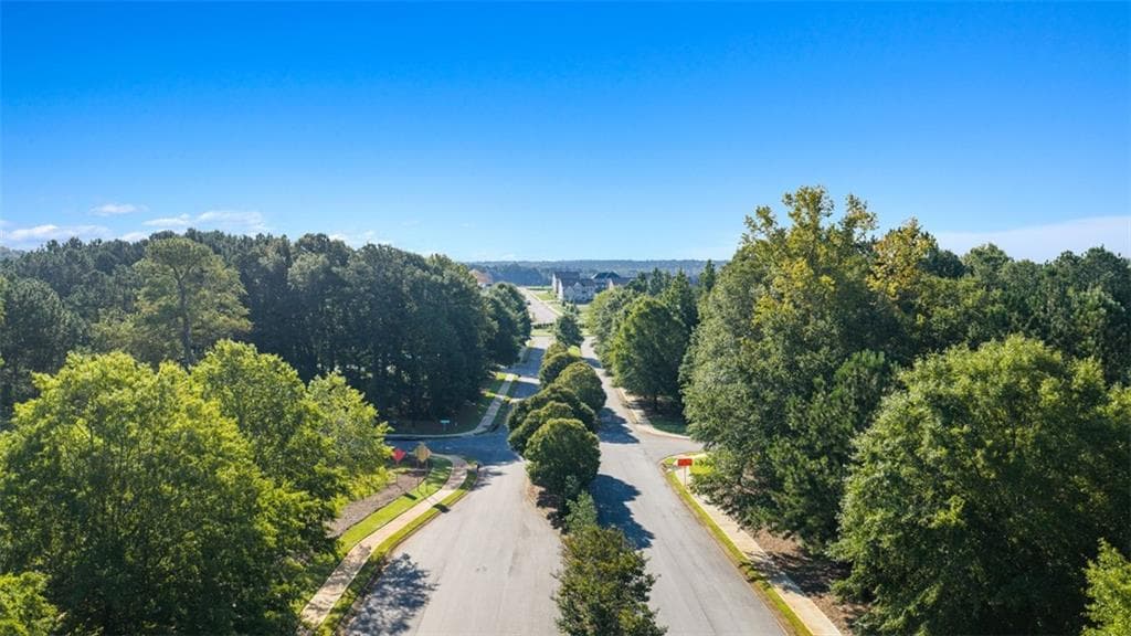 4 bedroom, 3 bathroom, 3,110 sq ft single family residence for sale at 3786 Rivercrest Drive, Bogart, GA 30622 — photo 5
