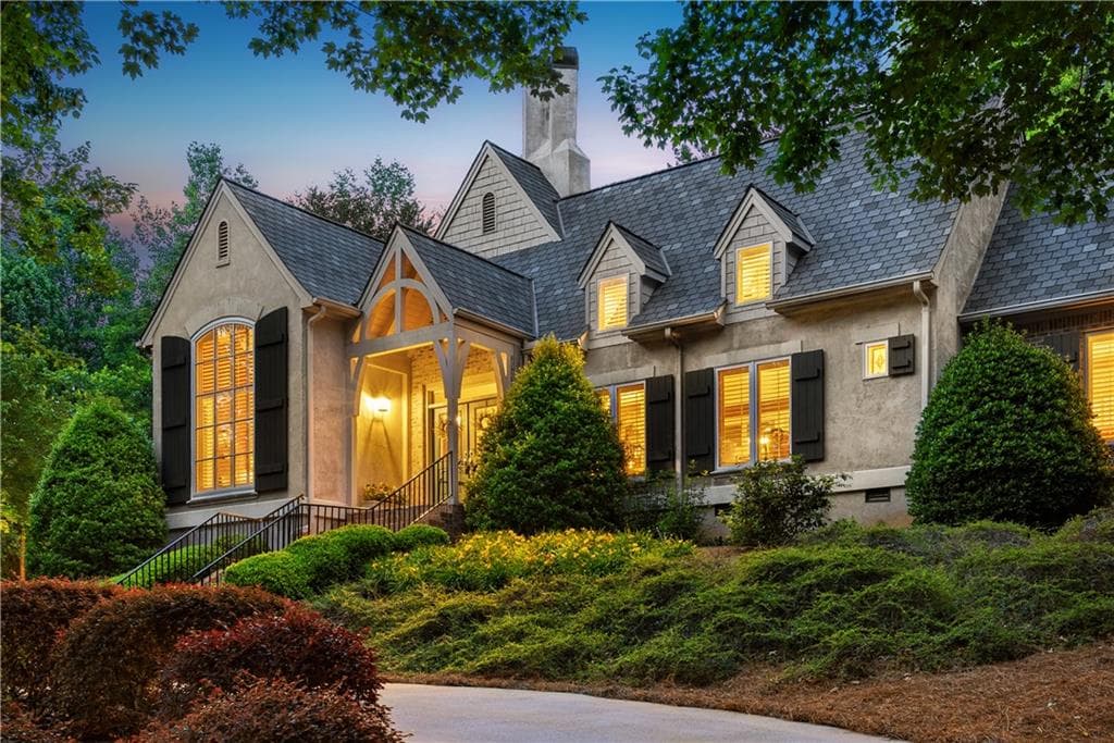 4 bedroom, 6 bathroom, 4,183 sq ft single family residence for sale at 3315 Orchard Drive, Clarkesville, GA 30523 — photo 2