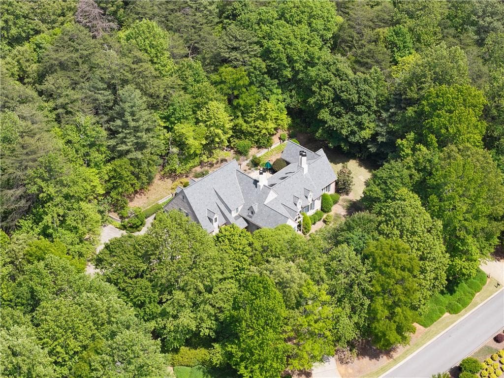 4 bedroom, 6 bathroom, 4,183 sq ft single family residence for sale at 3315 Orchard Drive, Clarkesville, GA 30523 — photo 4