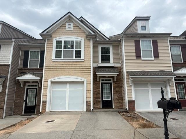 3 bedroom, 3 bathroom, 1,696 sq ft townhouse for rent at 1941 Durwood Lane, Duluth, GA 30096 for $2,000 a month — photo 1 of 23